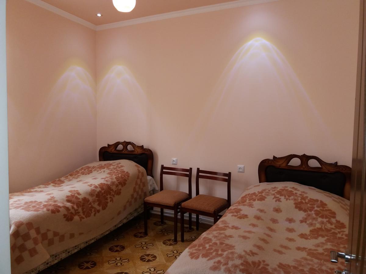 Aida Bed & Breakfast Tat'ev Exterior photo